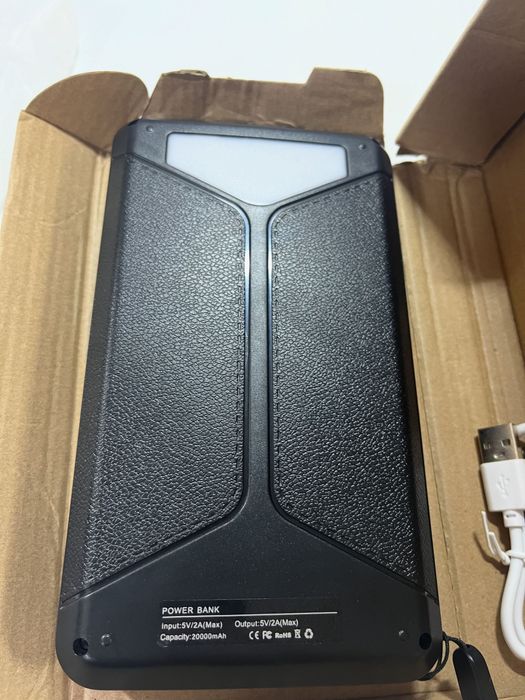 Baterie externă 20000 Mah cu încărcare solara