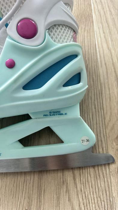 Продам коньки