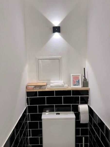 Дава се под наем Тристаен апартамент в София, Център - 76 кв.м за 846.6 € - Снимка #6