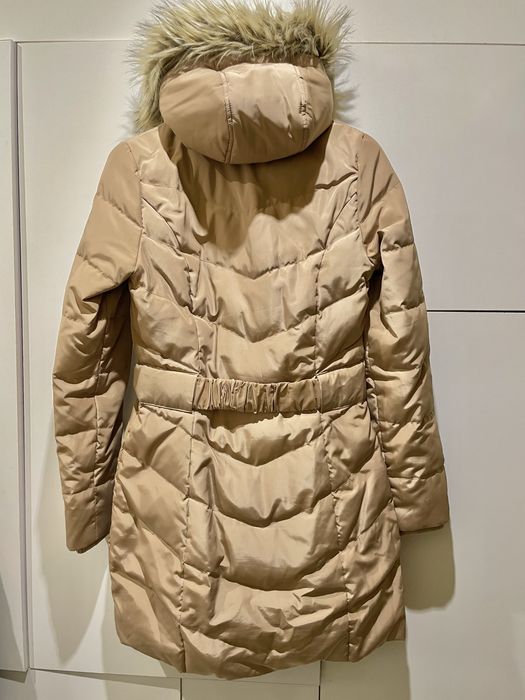 Дамско бежаво дълго зимно яке Stradivarius S