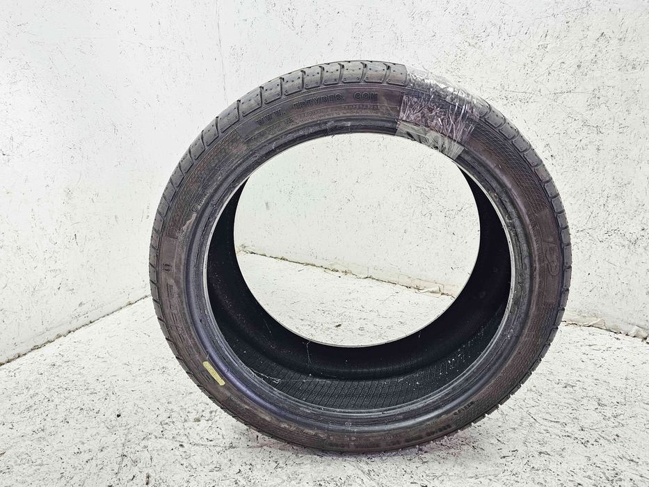 Anvelopa M+S Volkswagen Golf 4 (1J1) [Fabr 1997-2004] 235/40 ZR18