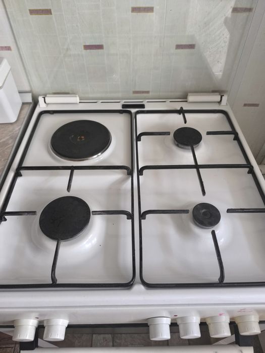 Продам плиту в исправном состоянии