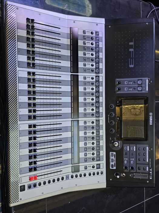 Yamaha tf3 mixer