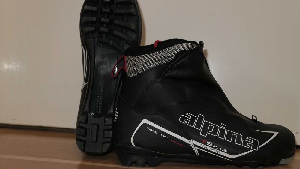 обувки за ски бягане