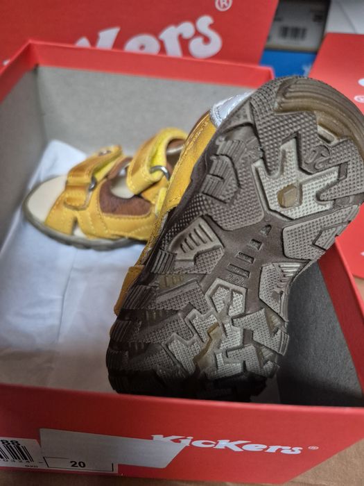 Сандали Kickers за момче