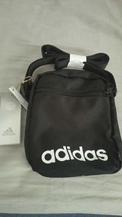 Borseta lanneti si borseta adidas ambele noi