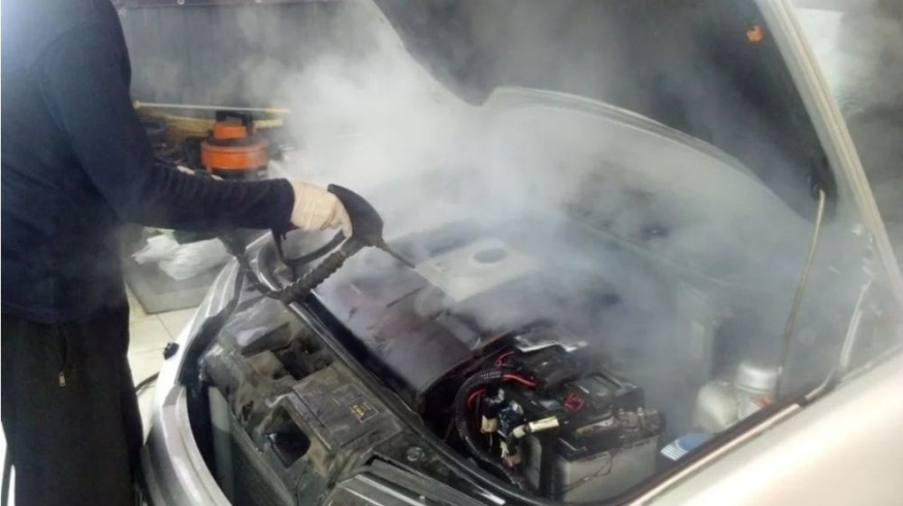 Мойка двигателя паром
- мойка