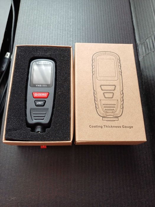 Два модела прецизни дебеломери за боя и лакови покрития