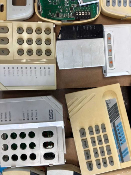 Електронна скрап. Клавиатури за СОТ централи.