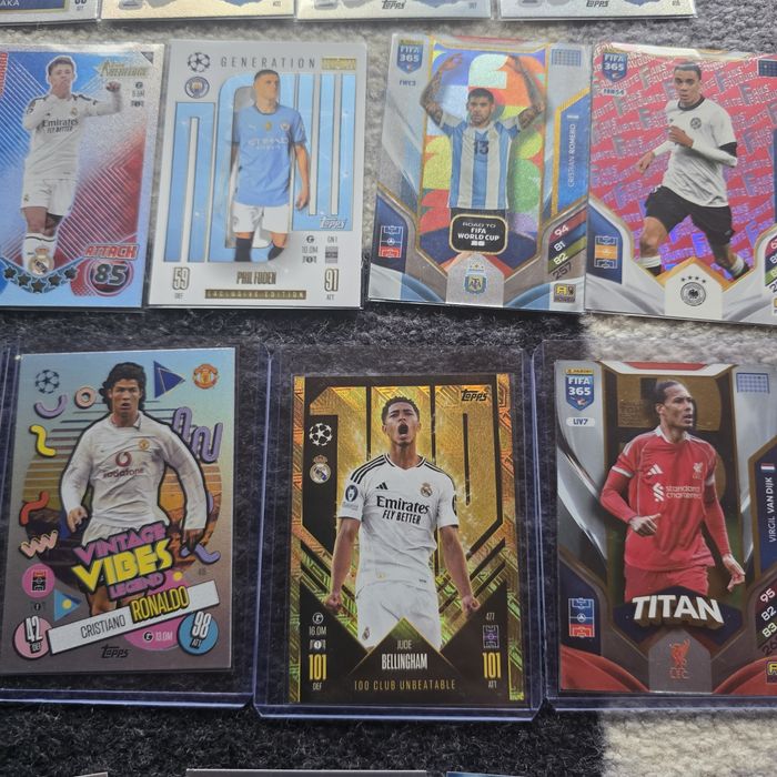 Футболни карти match attax fifa365