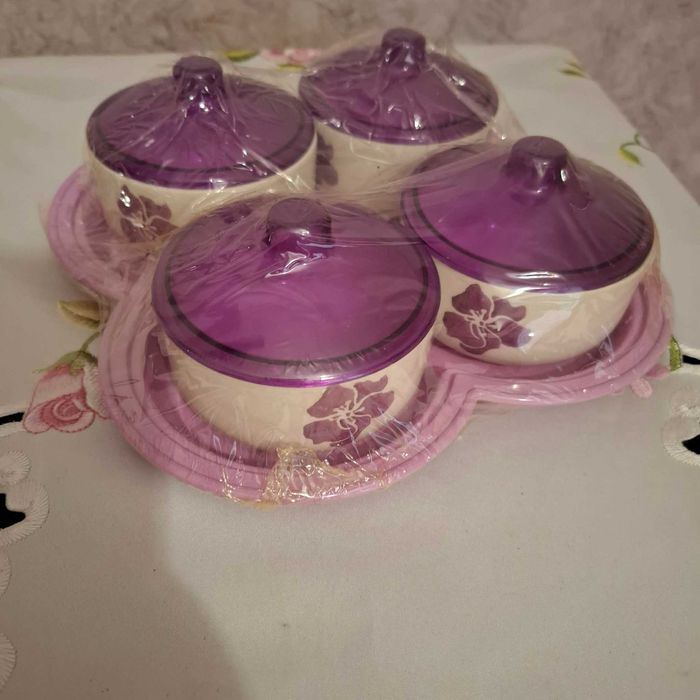 Порцеланов Комплект