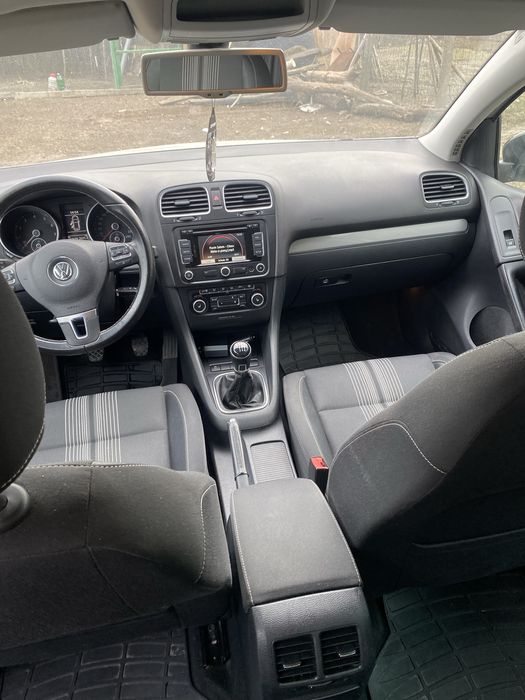 Se Vinde Golf 6….