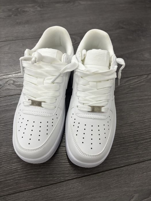 Vand Air Force 1 Noi.