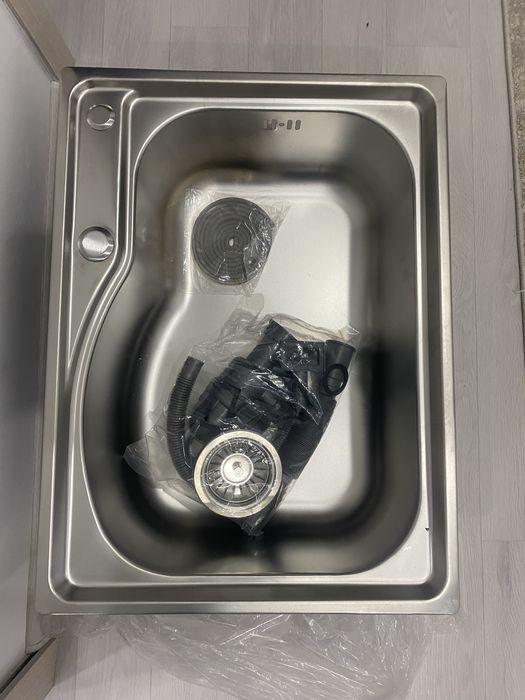 Продам мойку для кухни