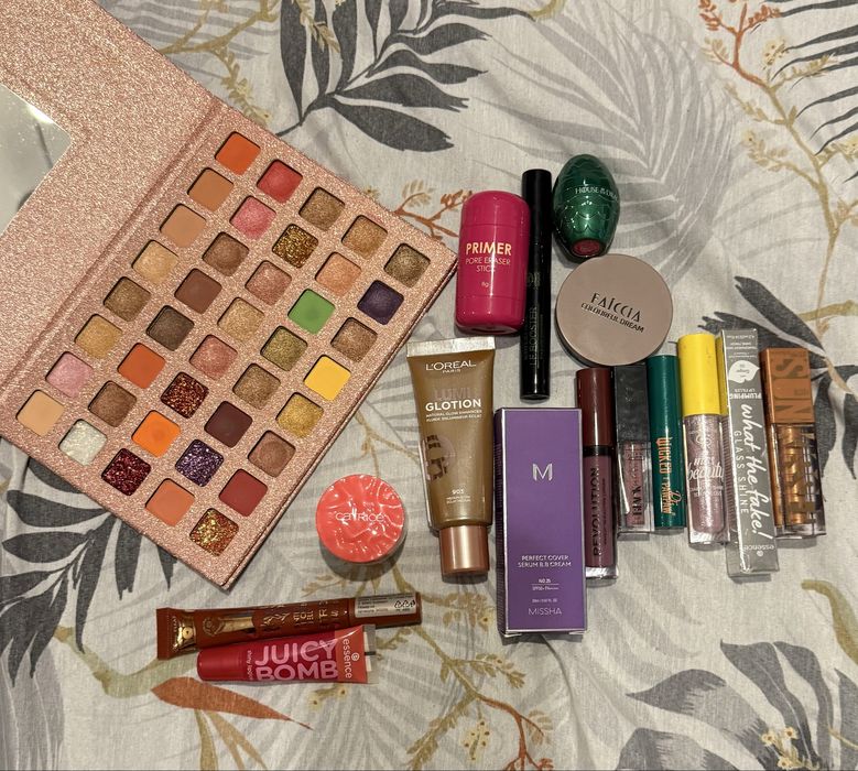 Лот козметика/гримове - l’oreal, revlon и др.