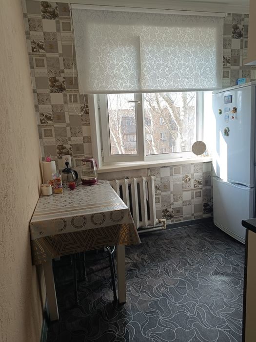 Продаю 1 комн КВ 17мкр 35 д