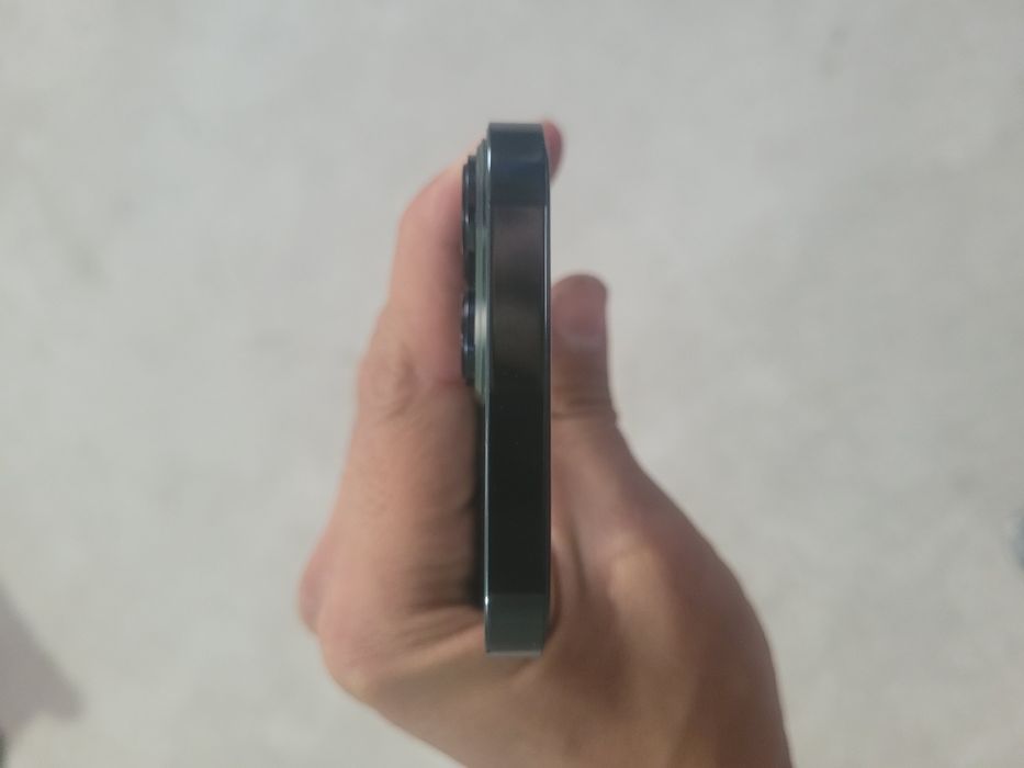 Iphone xr 13 pro korpus qo‘yilgan sotiladi