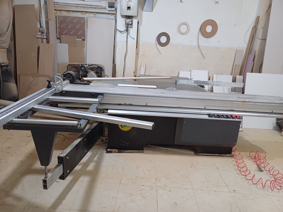 Форматно раскроечный станок