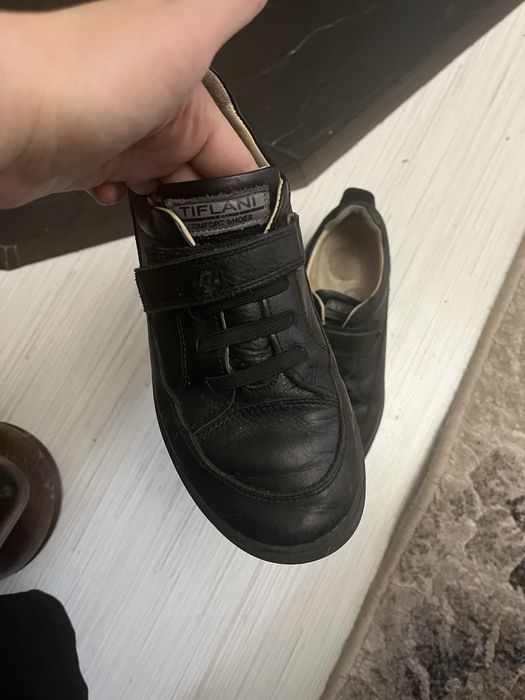 Tiflani кожанные кроссовки