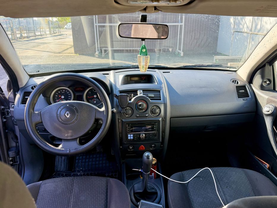 RENAULT Megane 2004 — imagine 4