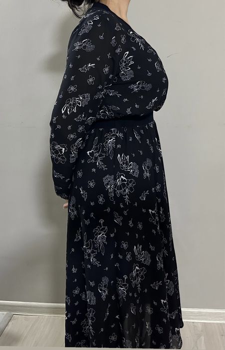 Продам платье 48-50рр ELIS