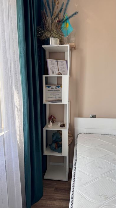 Срочно не дорого продам стеллаж