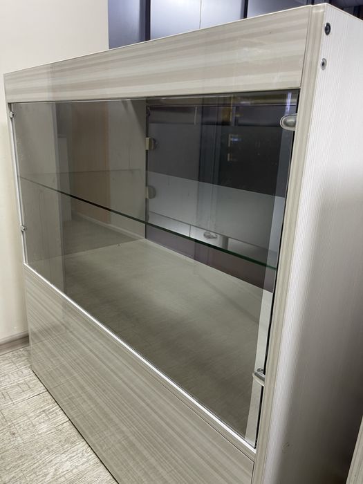 Полки торговые для магазина