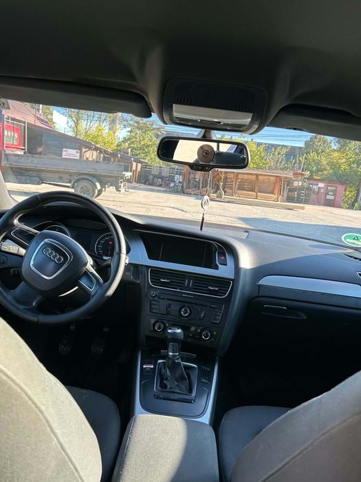 Vand Audi A4 ,stare foarte buna