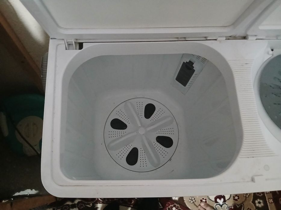 Turmushini surishni sotiladi