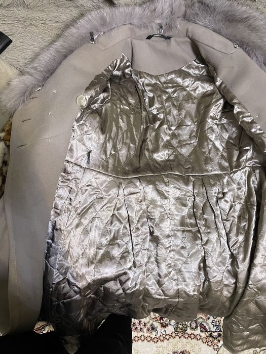 Продам пальто 5 тыс. воротник песец