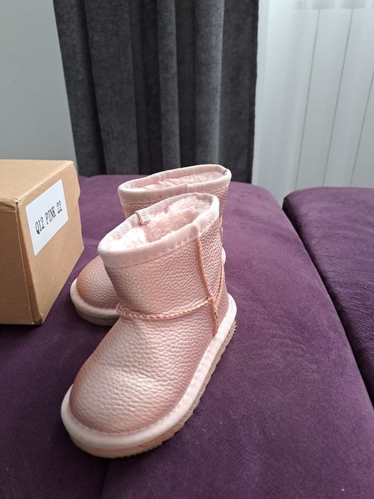 Ghetute iarna tip ugg nr 22