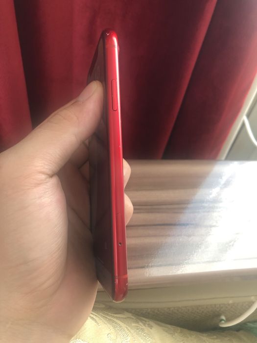 Продам айфон хр iphone xr