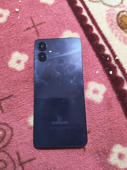 Vând telefon samsung