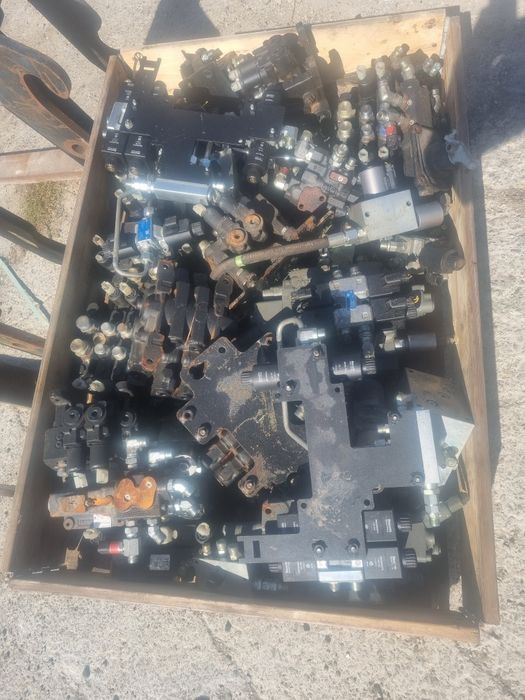 Valve hidraulice și Distribuitoare