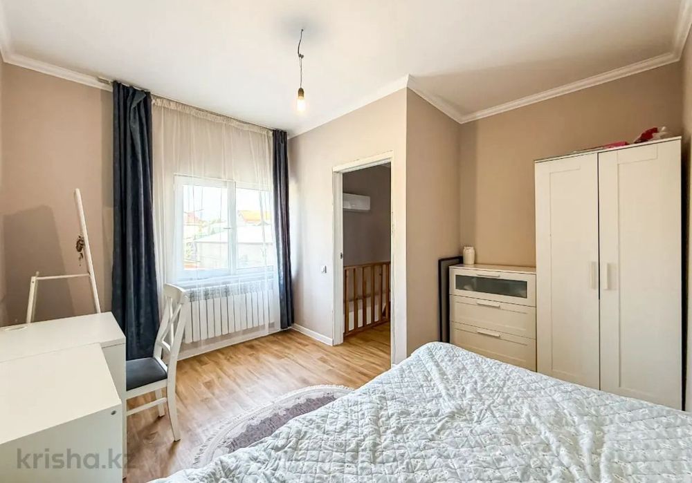 Продается 2 дома на одном участке