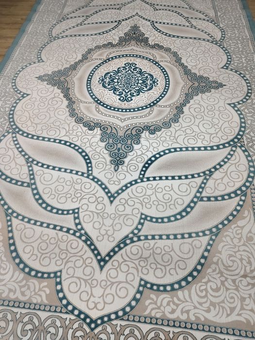 Продам Ковёр для гостинной