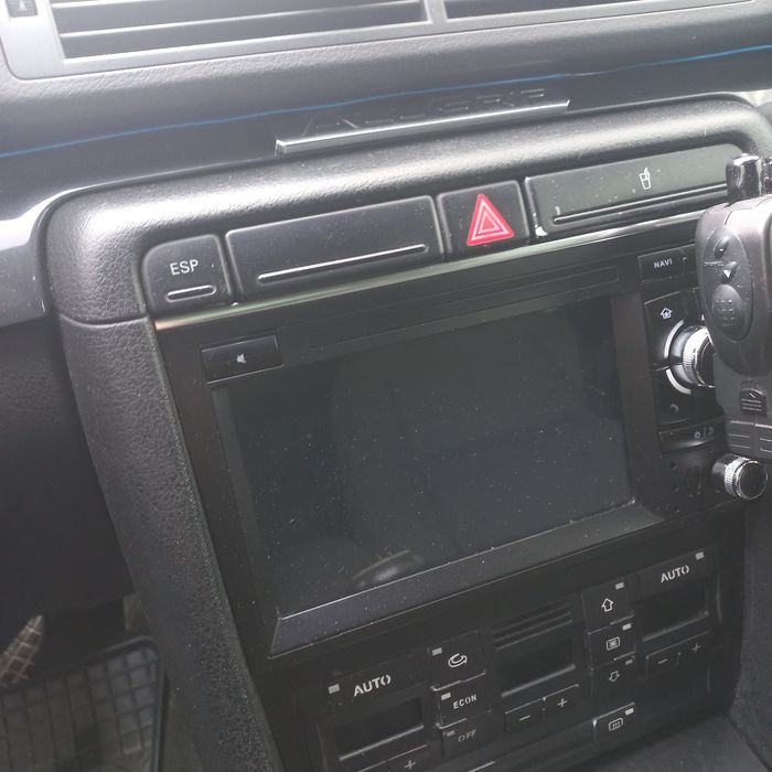 Vand Audi A4 B6 Pret 1150 euro