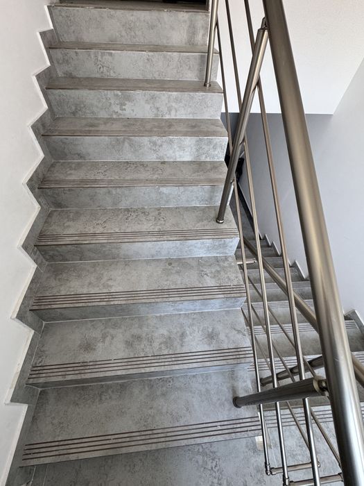 Firma de Montaj Gresie Fainta -Marmura - Parchet - Zugraveli