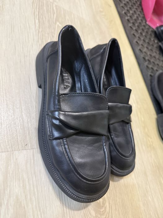 Обувь женские б/у даром!!!