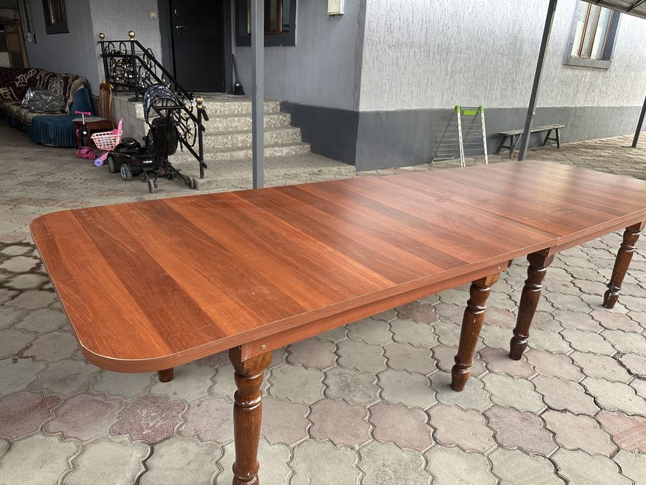 Продам стол