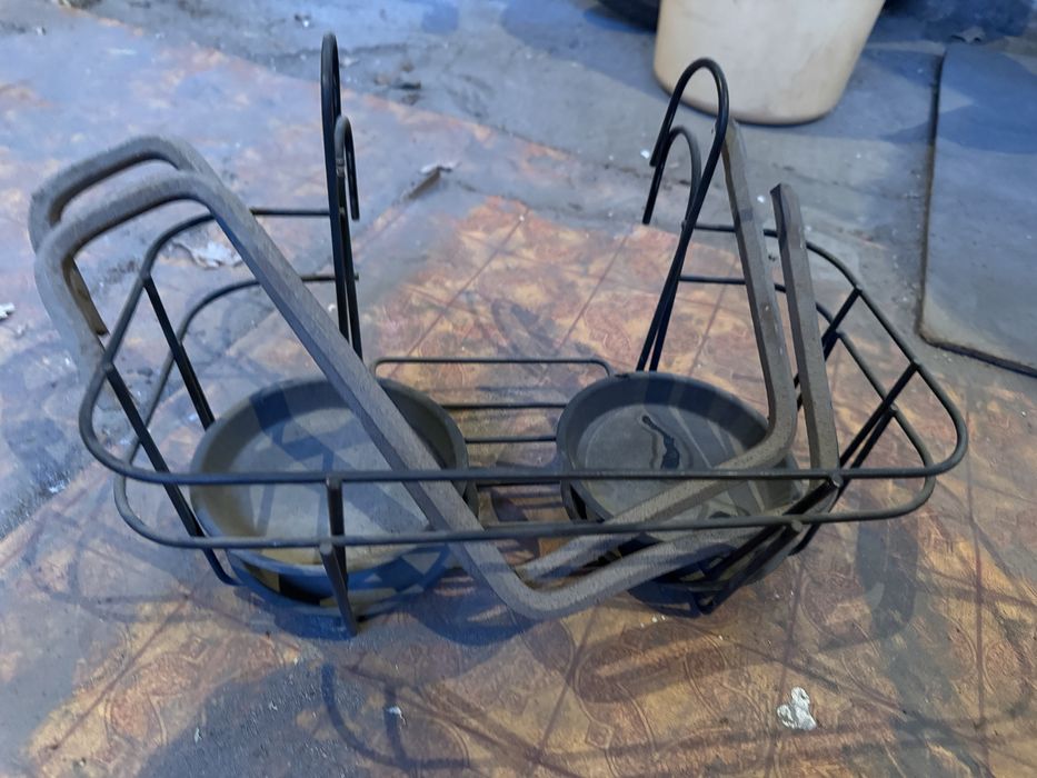 Цветочницы на балкон