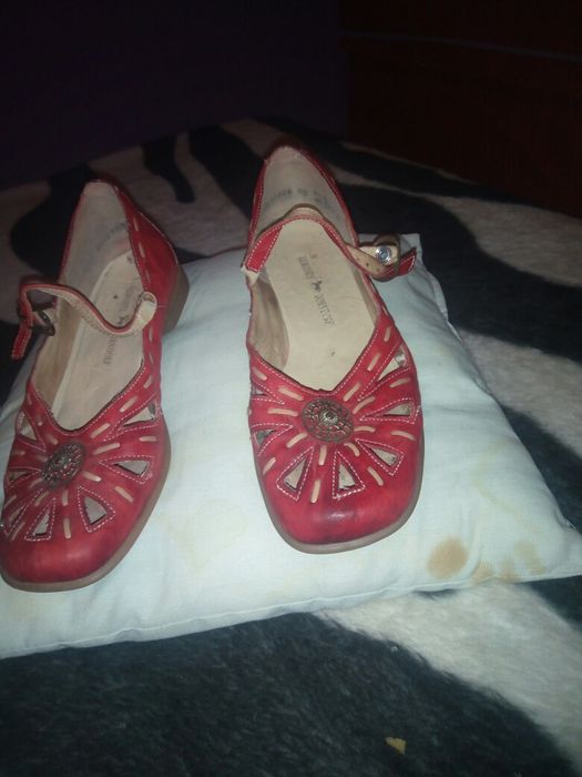 Pantofi stil balerini