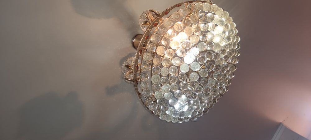 Продам люстры 10 шт одинаковых