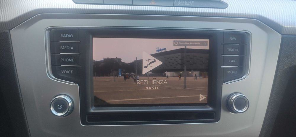 Оригинална Медия VW Passat,Golf,Touaran + тел Sony за видео в движение