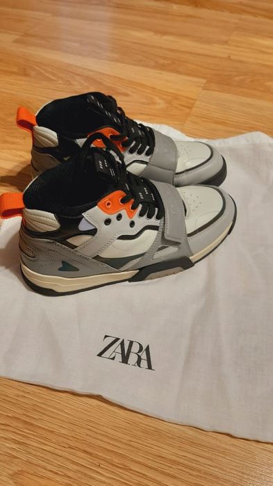 Кроссовки подростковые Zara