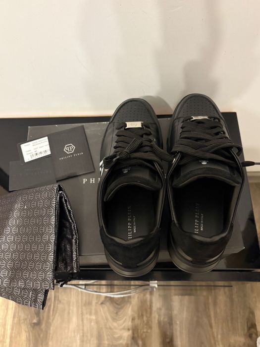Vand sneakers philipp plein , noi in cutie , saculet , doar probați