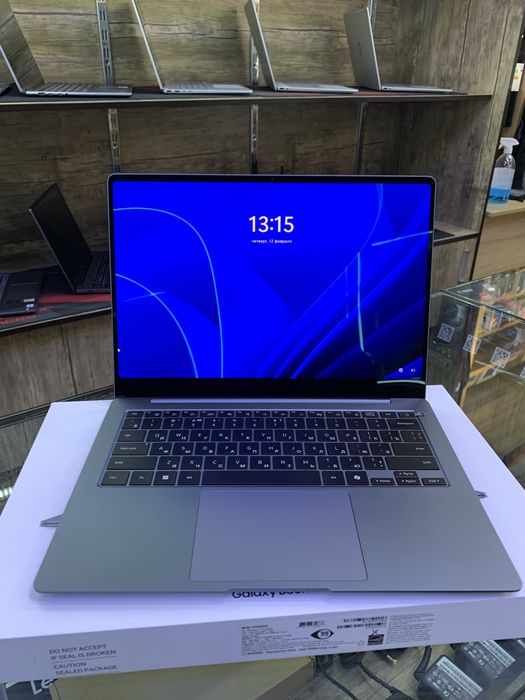 Б/У Samsung Galaxy book4 Pro