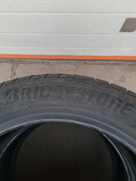 Летни гуми 2 броя BRIDGESTONE Turanza T005 225 45 R17 дот 5023
