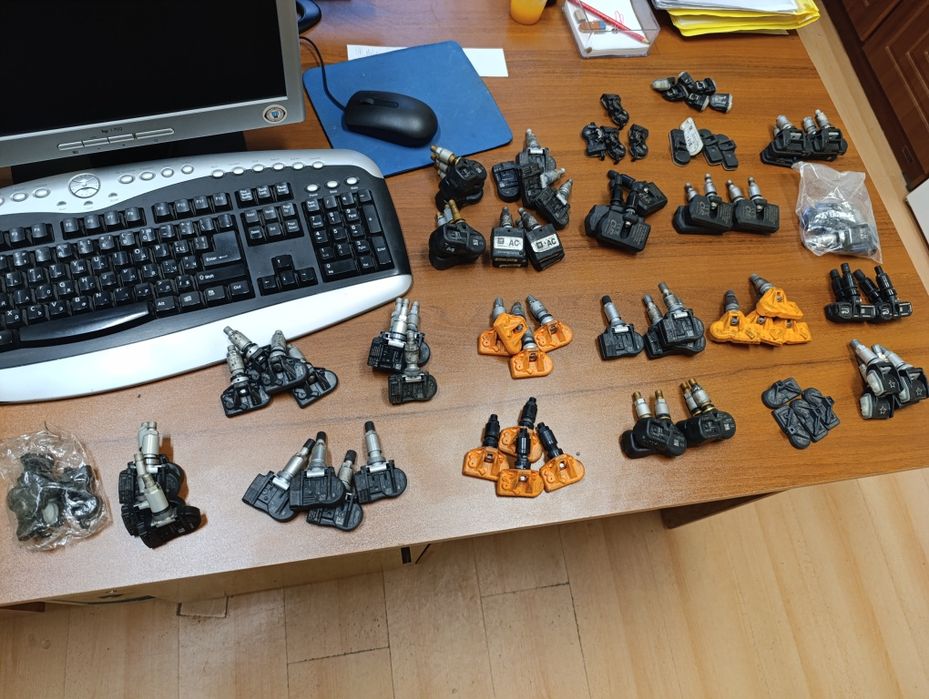 OEM TPMS Mercedes W203,2042,207/212 датчици