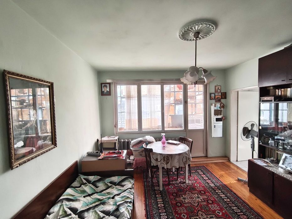 Продава се Етаж от къща в Търговище, Вароша - 115 кв.м за 1433 €/кв.м - Снимка #2